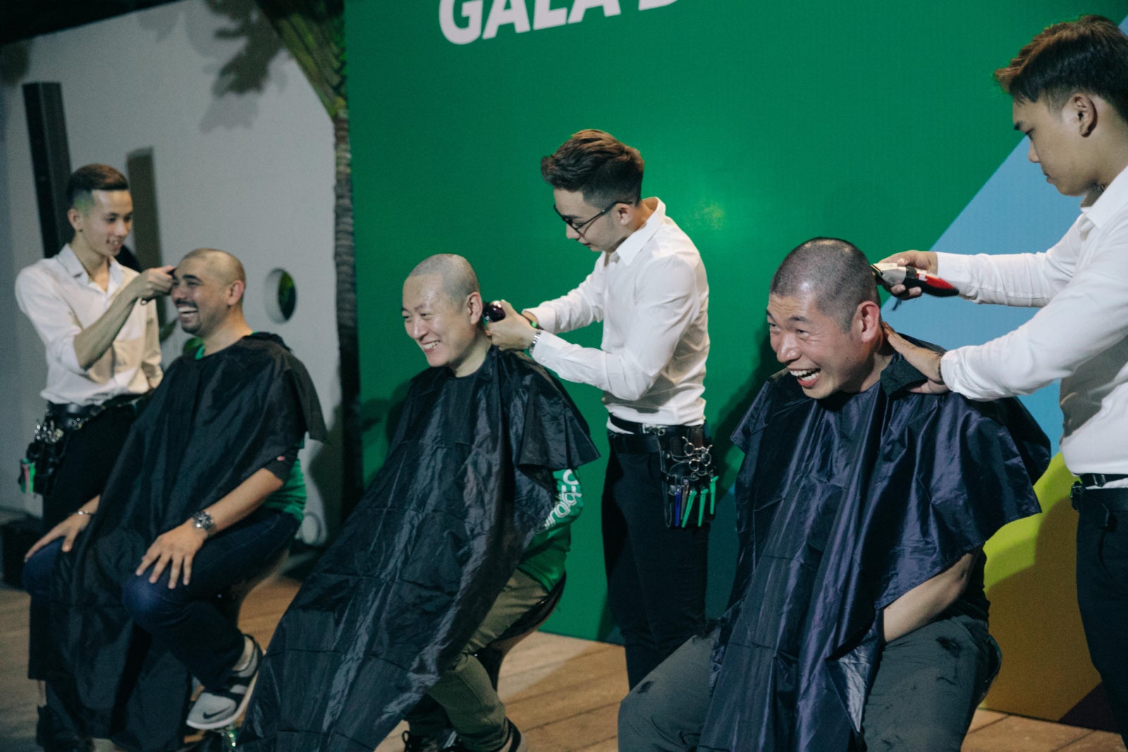 Grab CEO Shaves Head For Children With Cancer, Breaks Record After Raising RM607K - WORLD OF BUZZ 2