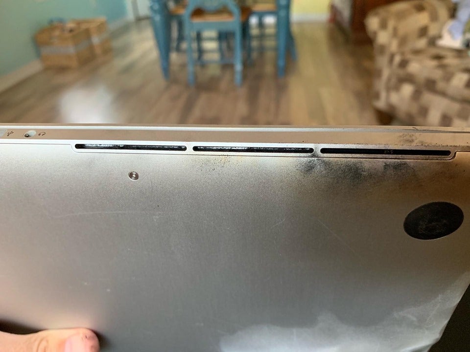 Man's MacBook Pro Battery Blew Up When He Was Sleeping, He Urges Mac Owners To Check Their Laptops - WORLD OF BUZZ 1