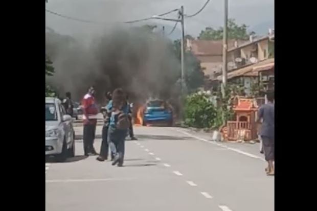 M'sian Man's Car Set on Fire After Video Of Him Molesting Underage Girl Goes Viral, Surrenders to Police - WORLD OF BUZZ