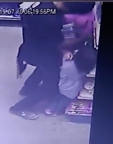 Pedophile Recorded Harassing Little Girl At A Convenience Store - World Of Buzz 4