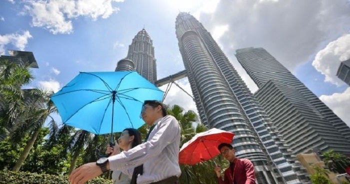 Study Predicts Tropical Cities, Including KL, Will Experience Extreme Weather & Drought by 2050 - WORLD OF BUZZ 2