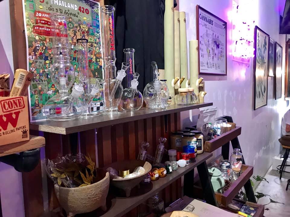 There's a Marijuana-Themed Cafe in Bangkok & It's The First In the Country! - WORLD OF BUZZ