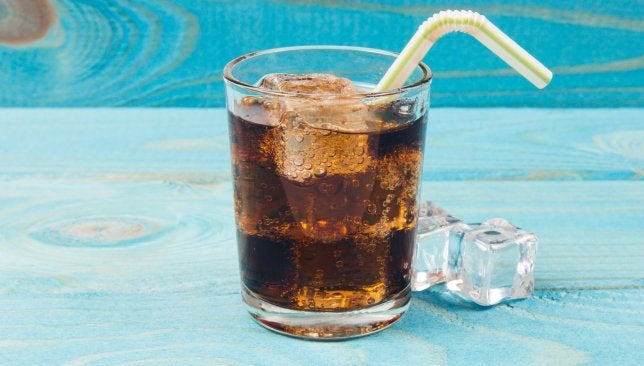 30yo Man Dies From Drinking Soda Everyday, Blood Sugar Level Was 20x Higher Than Normal - WORLD OF BUZZ 1