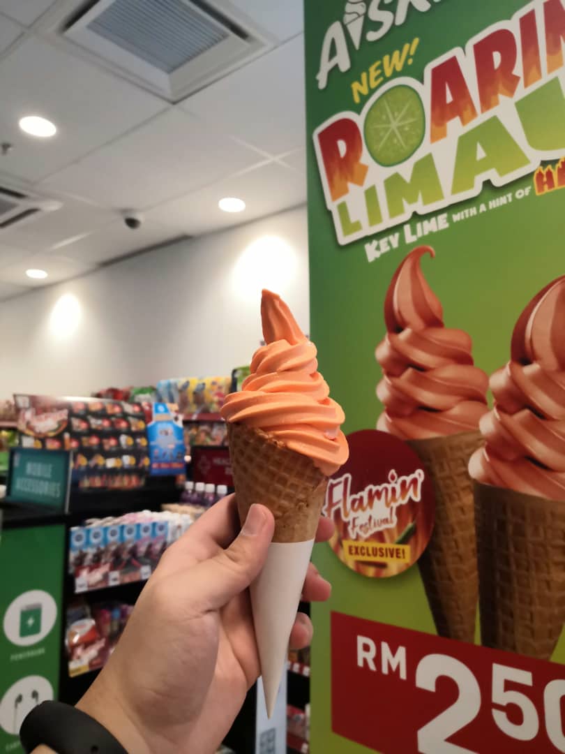 7-Eleven Strikes Again & This Time With A Chilli & Lime Soft Serve For Only RM2.50! - WORLD OF BUZZ