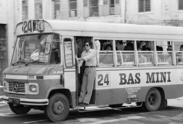 After 21 Years, The Mini Bus Will Be Available - WORLD OF BUZZ