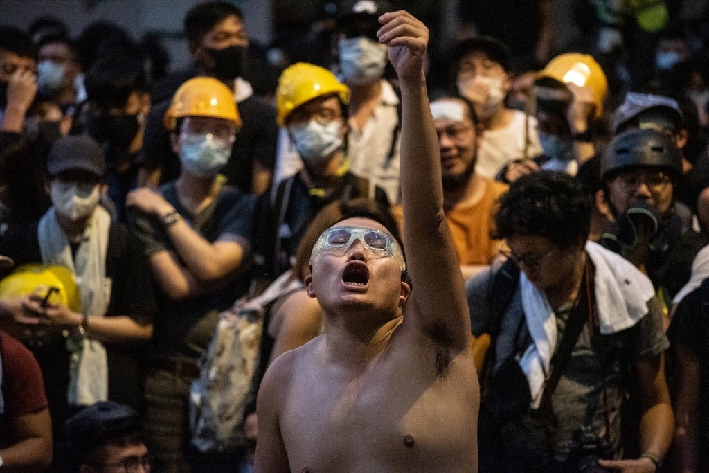 Here's All You Need To Know About The HK Protests That's Been Ongoing For 2 Months - WORLD OF BUZZ 1