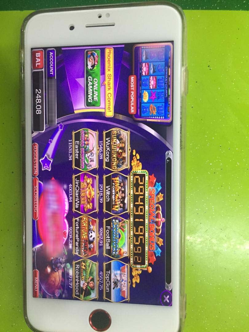 M'sian Man Uses Smartphone to Gamble Online at Cheras Mamak, Gets Arrested by Police - WORLD OF BUZZ 1