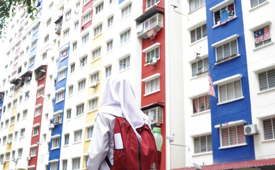 Prof: RM3,800 Salary a Month Is Not Enough For a Comfortable Life in The City - WORLD OF BUZZ 1