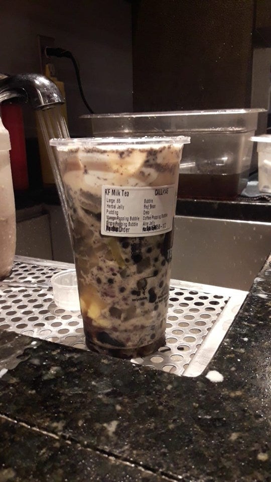 Someone Actually Ordered Every Topping in The Shop For Bubble Tea & We Don't Know What to Feel - WORLD OF BUZZ 1