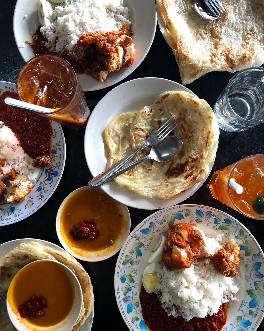 [Test] Lemak, Spice, & Everything Nice: 6 Delicious Nasi Lemak Spots in Klang Valley For M’sian Foodies - WORLD OF BUZZ 9