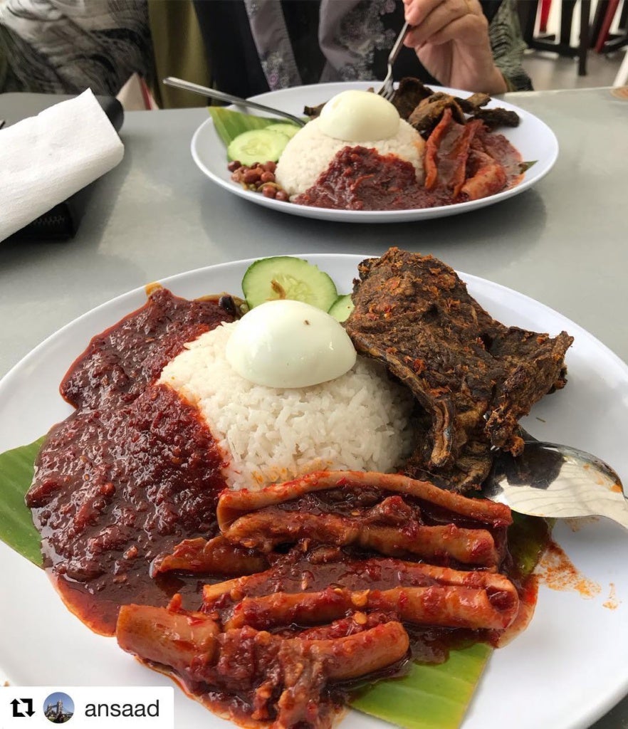 Lemak, Spice, & Everything Nice: 6 Delicious Nasi Lemak Spots in Klang ...