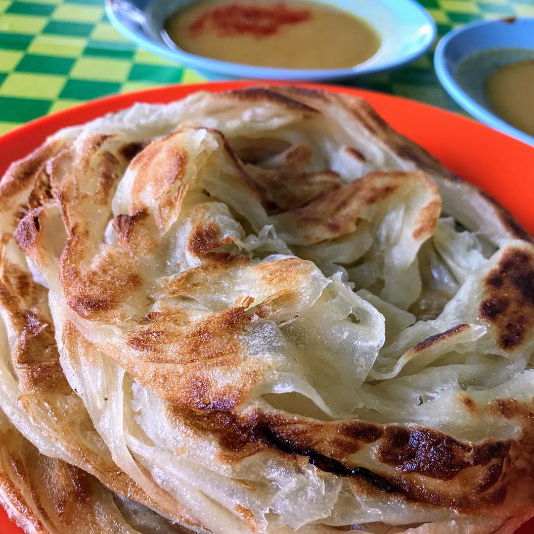 Aussie Girl May Make Better Roti Canai Than Your Local Mamak - WORLD OF BUZZ