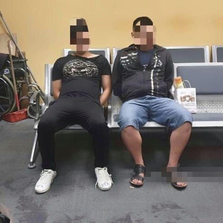 Chinese Nationals Punch M'sian Immigration Officers During Merdeka - WORLD OF BUZZ 2