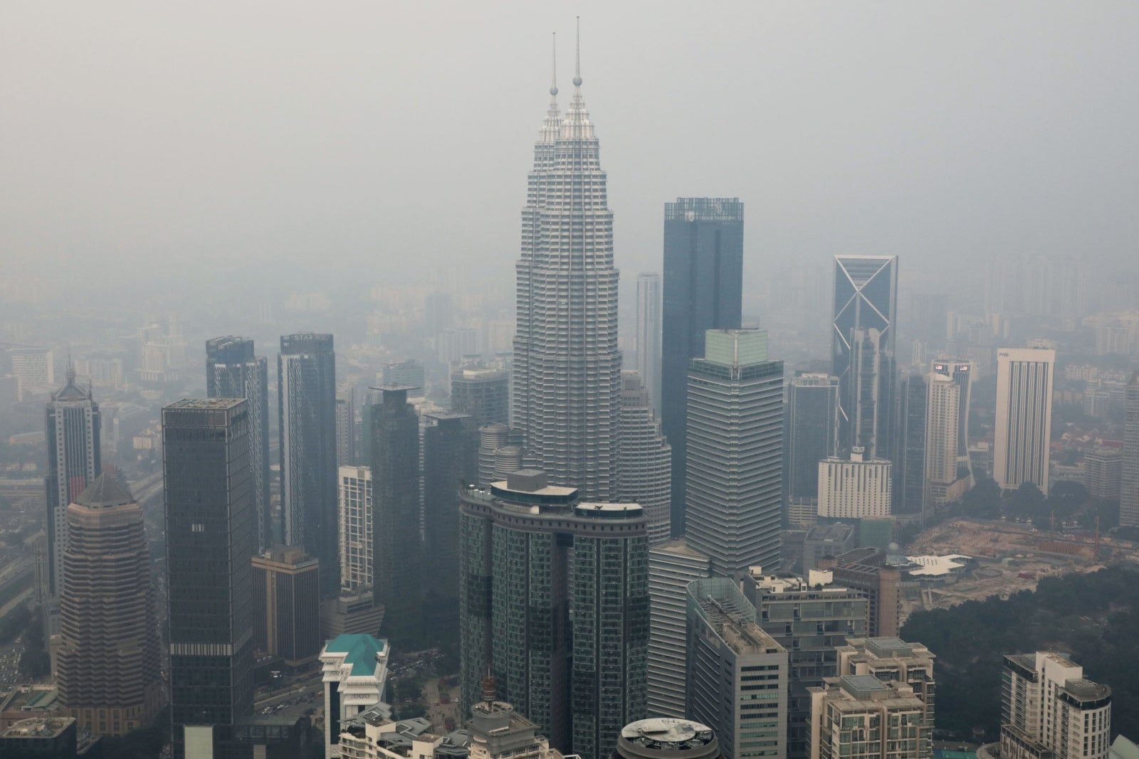Cloud Seeding is Planned to be Carried Out on 16 Sep Morning to Improve the Haze - WORLD OF BUZZ 1