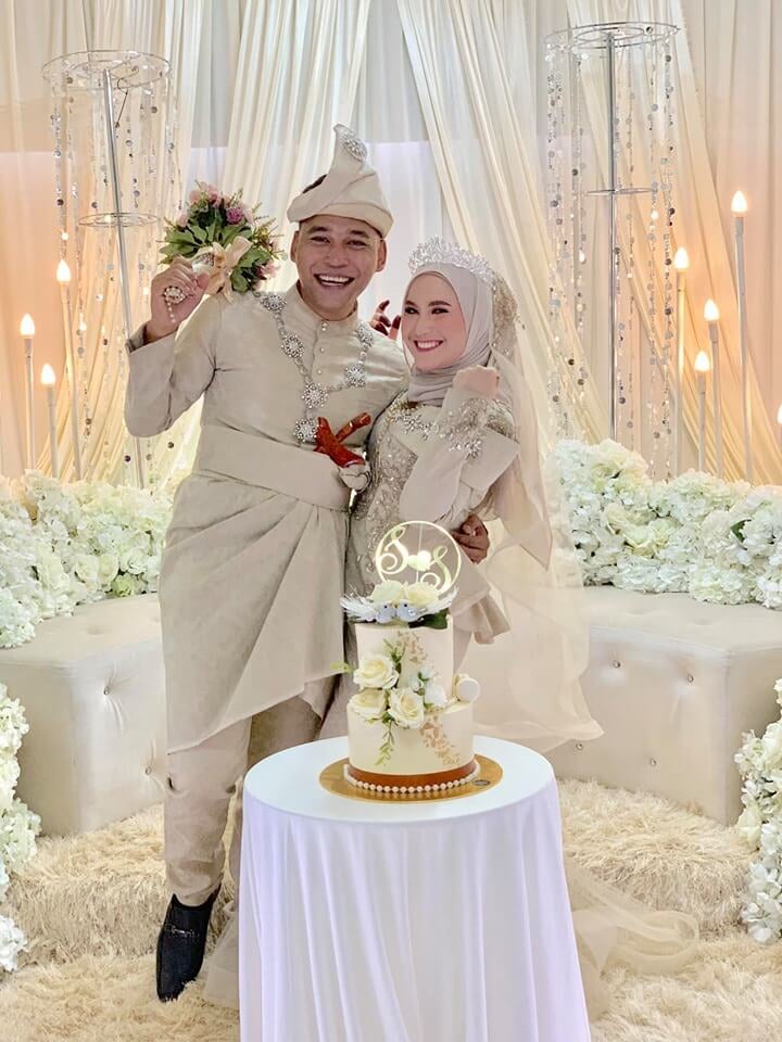 M'sian Newlyweds Go Viral For Giving Unique &Amp; Practical Dowry Of Household Appliances, Including A Pestle &Amp; Mortar! - World Of Buzz