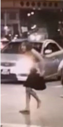 31yo Woman Arrested For Stripping Naked In The Middle Of The Road After Fighting Taxi Driver - WORLD OF BUZZ 3