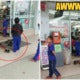 Cute Kids Were So Obedient That They Took Off Their Shoes When Entering A 7-Eleven Store - World Of Buzz 3
