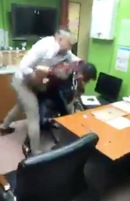 Doctor Beaten Up At His Clinic After He Allegedly Slept With Someone's Wife - World Of Buzz 1