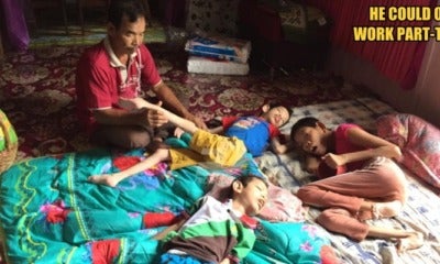 Loving Single Father From Kelantan Takes Care Of Three Children With Cerebral Palsy - World Of Buzz 3