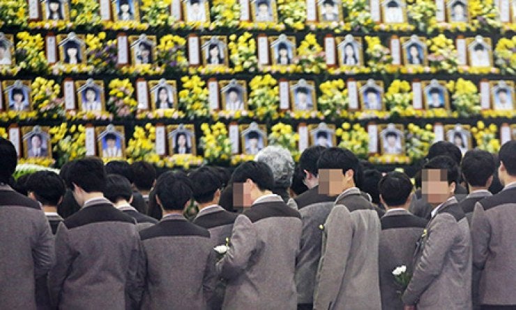 South Korean Ferry Disaster: 250 Students Who Tragically Died Would Have Graduated This 2019 - World Of Buzz 4