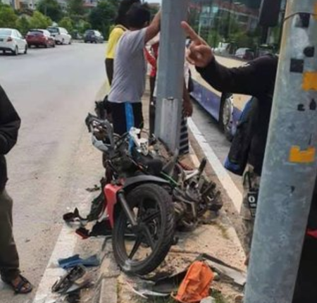 16Yo Penang Delivery Rider Dies After A Tourist Bus Uncontrollably Rams Into Him In Horrific Bayan Lepas Crash - World Of Buzz 1