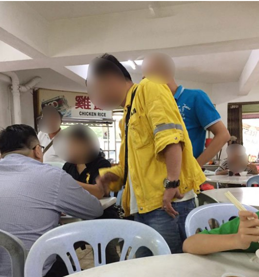 2 M'sian Smokers Arrested After Being Caught In The Act At Kajang Restaurant - WORLD OF BUZZ 1