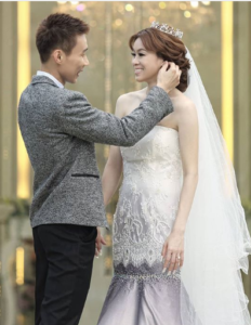 Datuk Lee Chong Wei’s Cute Anniversary IG Post For His Wife Has Netizen’s Hearts Melting! - WORLD OF BUZZ 1