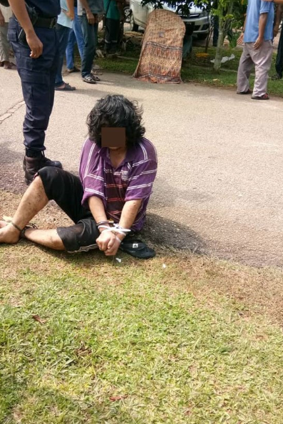 "I killed my mother," Mentally Disabled Kuantan Man Pushing Wheelchair With Mother's Corpse In It - WORLD OF BUZZ 2
