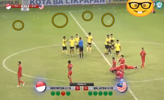 Malaysian U-18 Players Pelted With Water Bottles When They Beat Their Indonesian Rivals On Their Own Turf - WORLD OF BUZZ 1