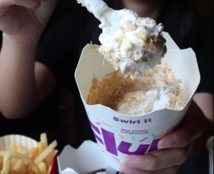 McDonald's Msia Is Now Offering Oreo Cookies & Cream Pie, Nestum McFlurry & Other Desserts! - WORLD OF BUZZ 2