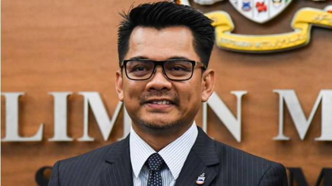 PDRM Legally Allowed To Check Your Phone At Random, Says Deputy Home Minister - WORLD OF BUZZ 2