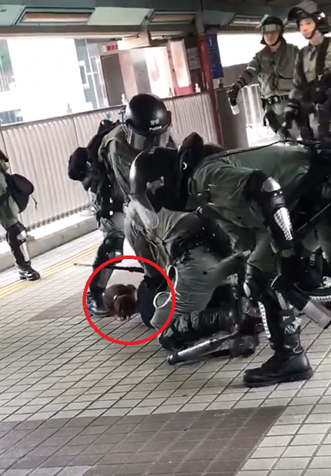 Policemen Pepper Spray Pregnant Lady Twice, Brutally Drag Her To The Ground After Argument - WORLD OF BUZZ