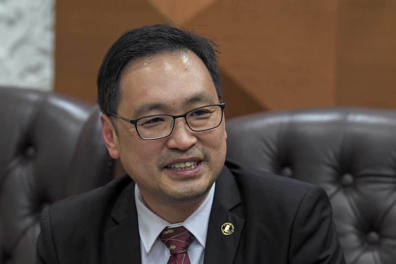 Ron95 To Increase By 1Sen Per Week Starting January 2020, Says Deputy Minister - World Of Buzz 2