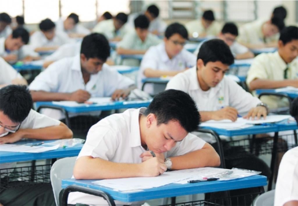 The 2019 Add Maths SPM Paper Was So Hard That Even Teachers Have Trouble Answering! - WORLD OF BUZZ 2