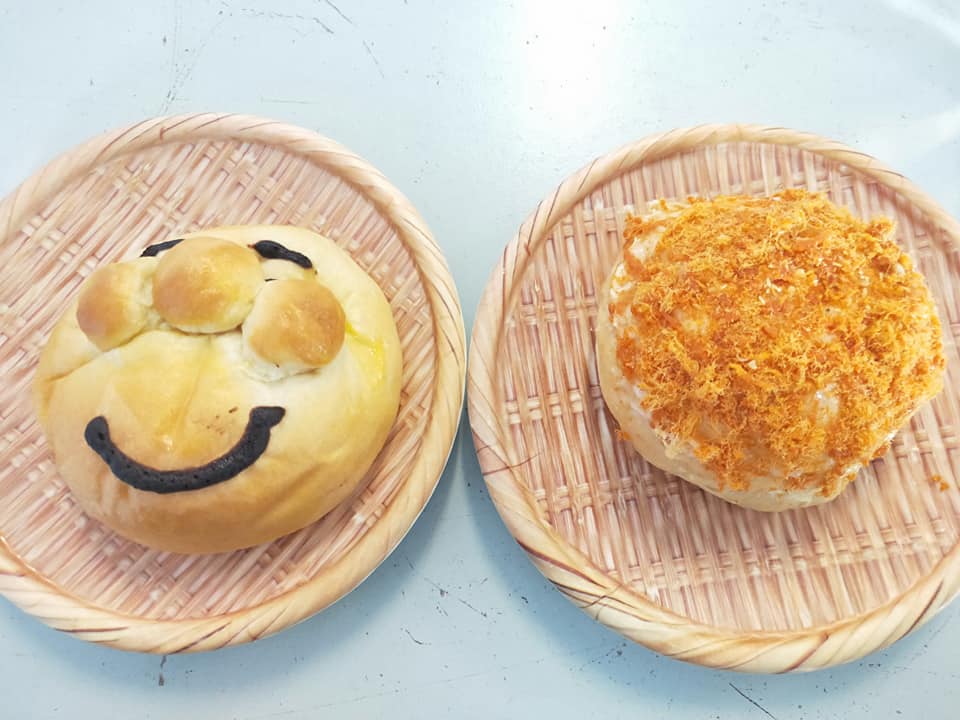 This Cafe is Run By Special Needs Children Where They Bake Bread & Make Coffee Themselves! - WORLD OF BUZZ 1
