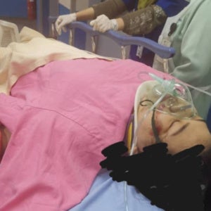 Girl Fell Off A Flyover In Bangsar, Now Critical - WORLD OF BUZZ 5