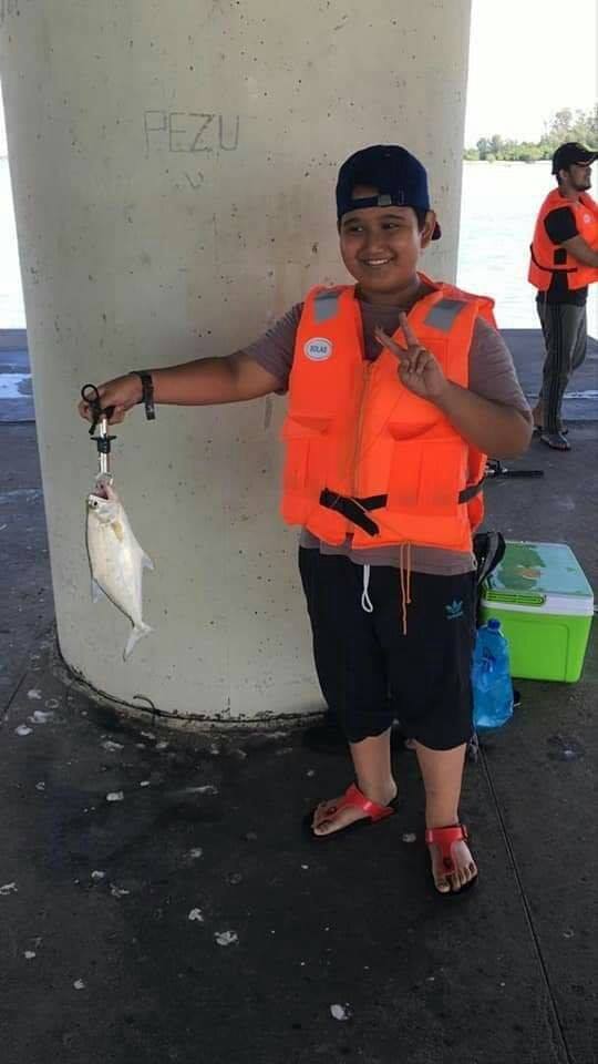 Hakim and His Family Became Heroes When They Saved A Little Kitty Believed To Be Thrown Under The Penang Bridge - WORLD OF BUZZ 3