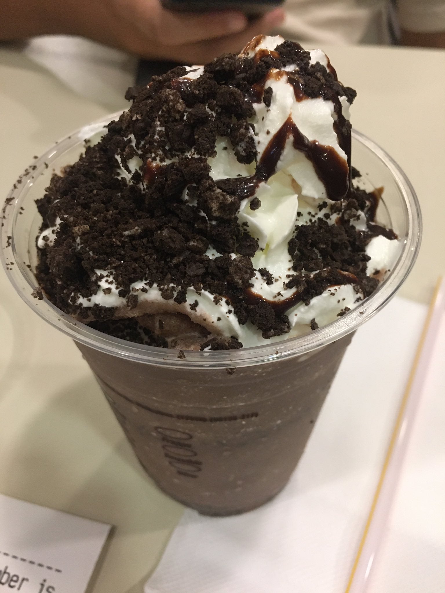 McDonald's M'sia Has Limited Edition Chocolate Drink With Oreo Crumbs & It Looks Super Yummy! - WORLD OF BUZZ 2
