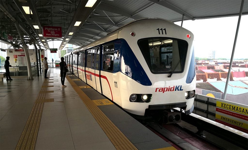 Rapid KL To Extend Operation Hours Of Selected Lines For 2020 New Years Day Countdown - WORLD OF BUZZ 2