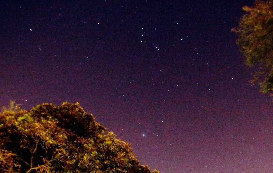 The Geminids Meteor Shower Will Be Visible To M'sians On 14-15 December! - WORLD OF BUZZ