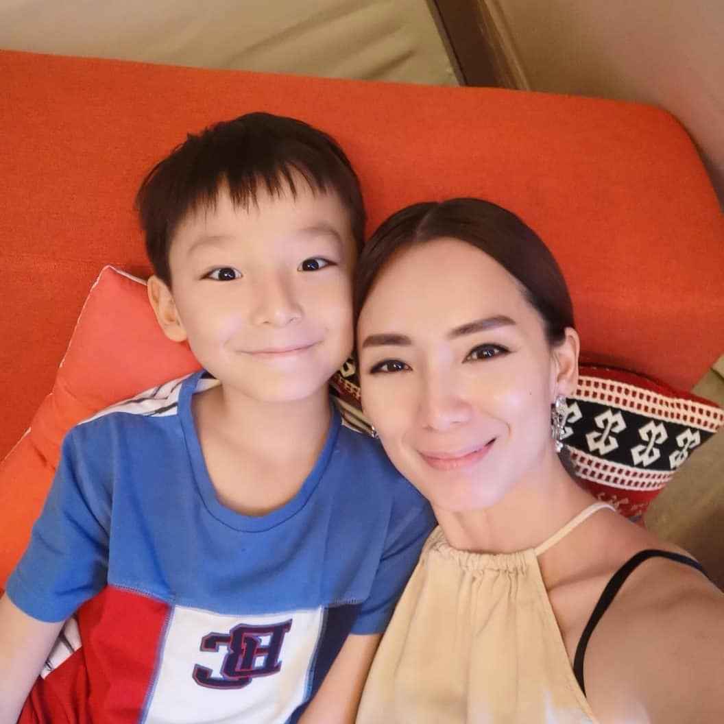 Adorable 8yo Boy Asks Mum To Cane Him Because He "Wants To Grow Up To Be Good" - WORLD OF BUZZ 1
