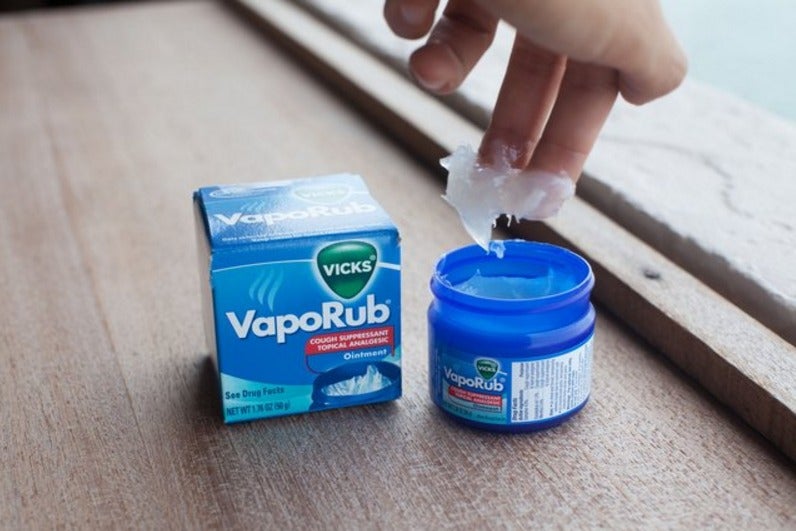 Applying Vicks On Your Nostrils Can Lead To Respiratory Complications, Says Doctor - World Of Buzz 1