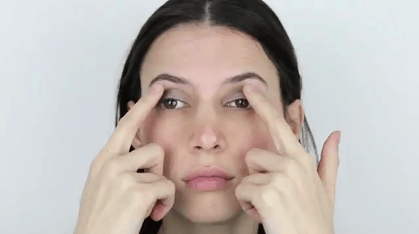 Facial Exercises Can Tighten The Skin &Amp; X Other Online Beauty ‘Tips’ That Are Nothing More Than Myths - World Of Buzz