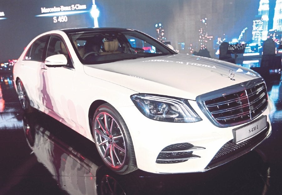 Kelantan Deputy Mb Defends Their Mercedes Fleet, Saying It Is To Display The Greatness Of The Leader - World Of Buzz 1