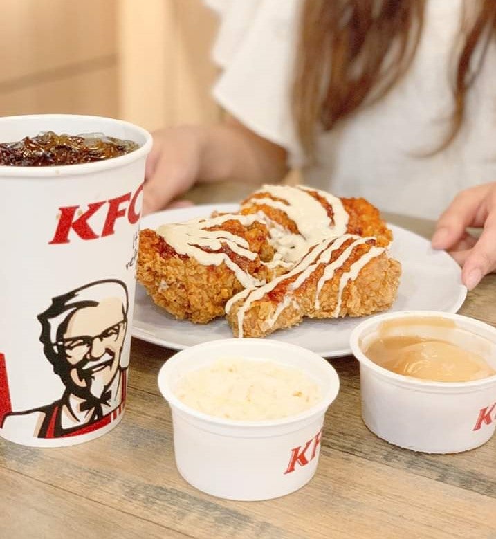 KFC Just Released the New 'White BBQ Crunch' and We're DROOLING! - WORLD OF BUZZ 3