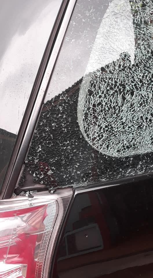M'sian Boy Throws 'Pop Pop' At Mother's Car, Shatters &Amp; Cracks The Window - World Of Buzz 2
