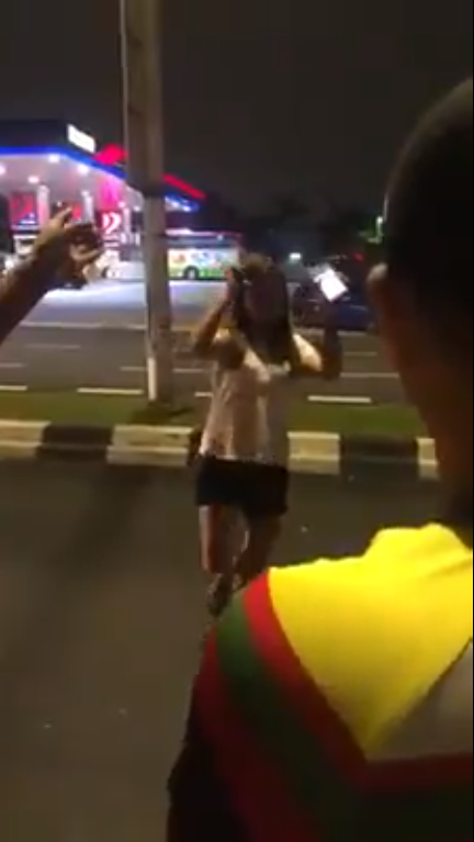 Watch: Drunk Driving M'sian Woman Collides With Car, Still Threatens Passengers Saying, &Quot;My Boss Will Come! - World Of Buzz 4