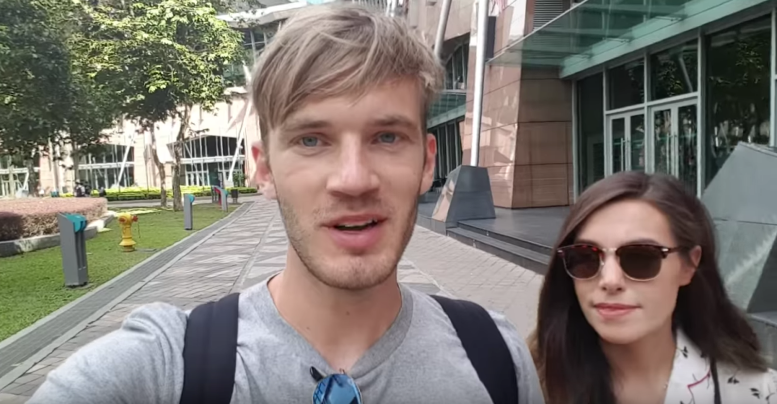 YouTuber PewDiePie Comments That Malaysian Fans Are "Hectic" & "Screamish" - WORLD OF BUZZ 2