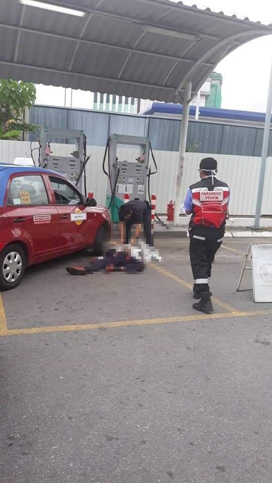61yo Cheras Taxi Man Beats Friend To Death After He Cuts His Line While Pumping Gas - WORLD OF BUZZ