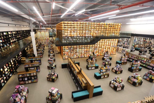 Bookxcess Opens Its Biggest Store In Johor Featuring A Gigantic Box Of Knowledge - World Of Buzz 3